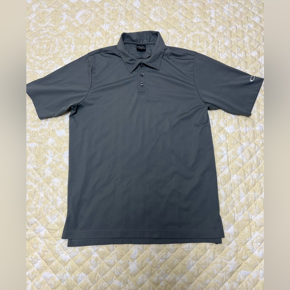 Oakley Mens Size L Regular Fit Performance Polo Shirt Short Sleeve gray Golf